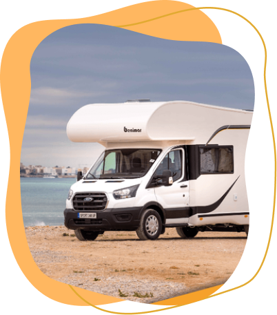 Autocaravana Benimar en la costa — alquiler cerca de L'Ampolla, Caravaning Madru